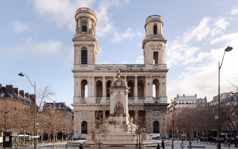 Façade à colonnades et tours de l'église Saint-Sulpice, Paris 6e